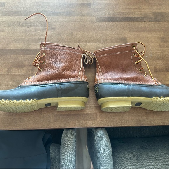 L.L Bean Men’s Leather Bean Boots. Flannel-lined insulated. - Picture 4 of 10